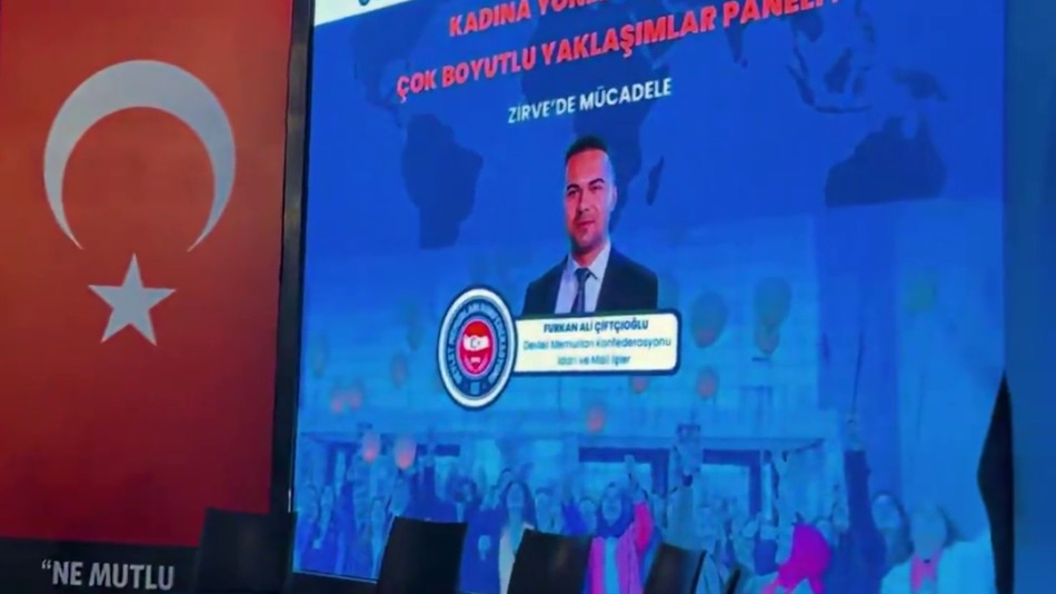 KAMUSAM BAŞKANI ÇİFTÇİOĞLU, KENT KONSEYİNDE “KADINA YÖNELİK ŞİDDETE ÇOK BOYUTLU YAKLAŞIMLAR” PANELİNDE KONUŞMA YAPTI