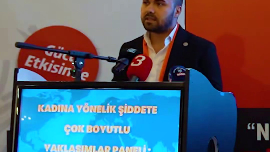 KAMUSAM BAŞKANI ÇİFTÇİOĞLU, KENT KONSEYİNDE “KADINA YÖNELİK ŞİDDETE ÇOK BOYUTLU YAKLAŞIMLAR” PANELİNDE KONUŞMA YAPTI